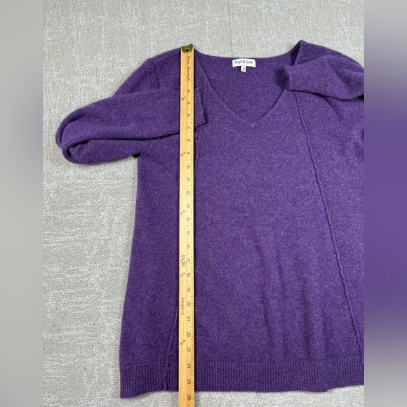 Knyt & Lynk Purple 100% Cashmere V-Neck Long Sleeve Sweater Size M - Picture 4 of 6